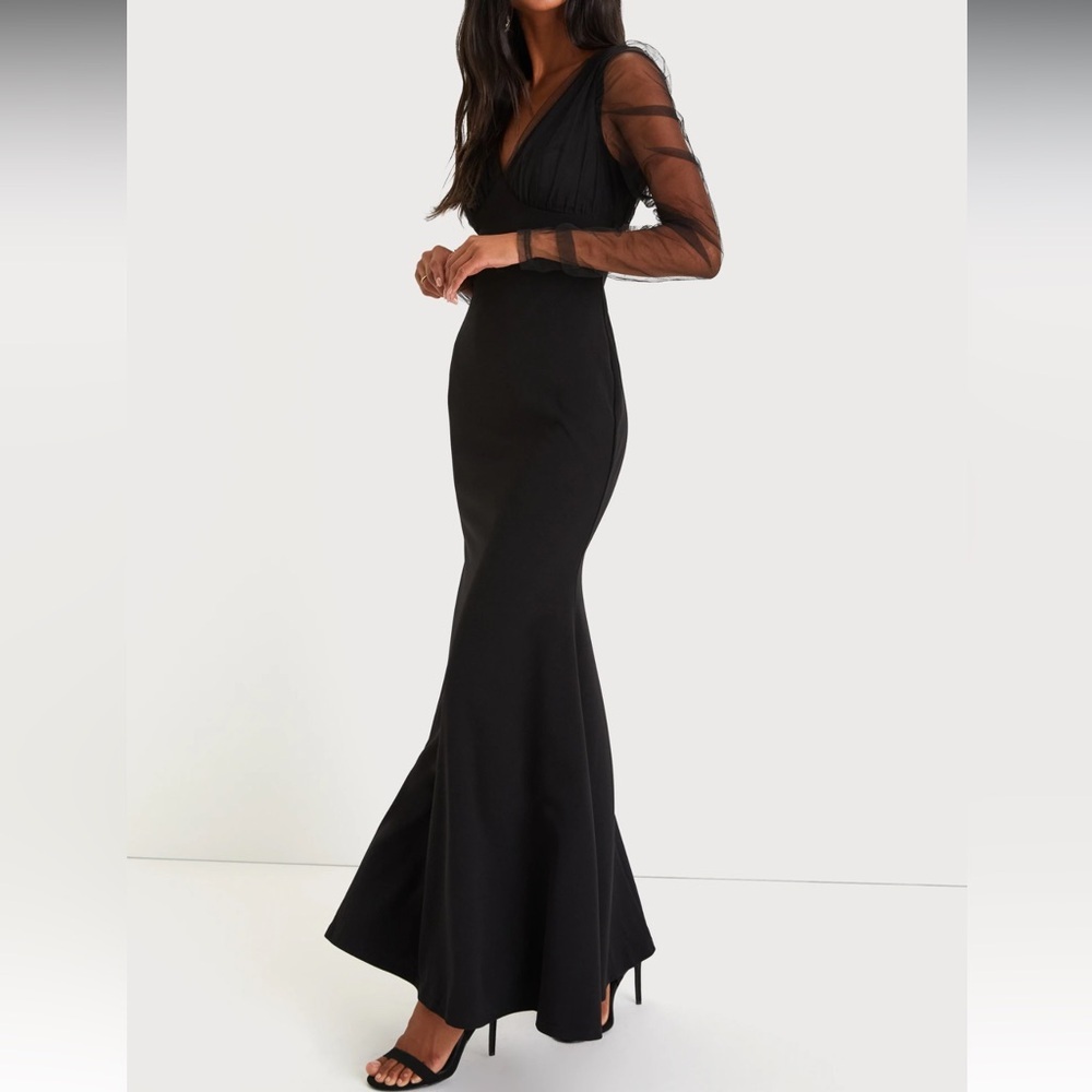 Lulus NWT Red Carpet Energy Black Tulle Long Sleeve Mermaid Maxi Dress Small